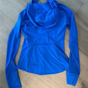 Lululemon Mist Over Windbreaker. Size 4